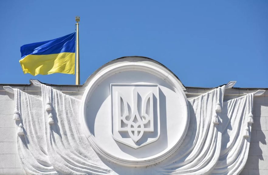 Ucraina a instituit stare de război pe întreg teritoriul țării