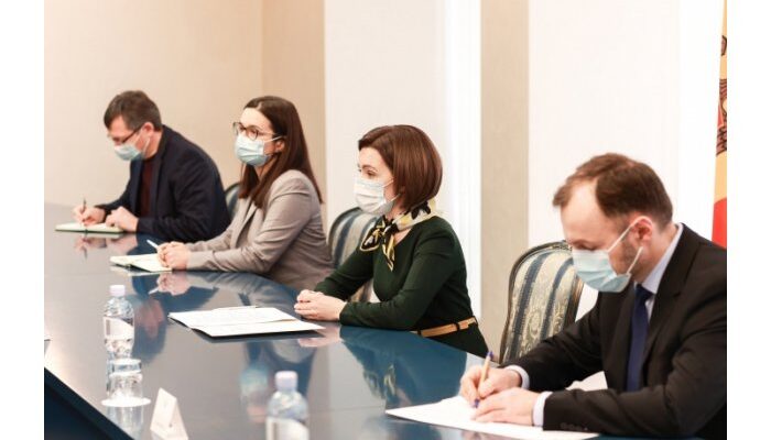 22002305 big1648306862