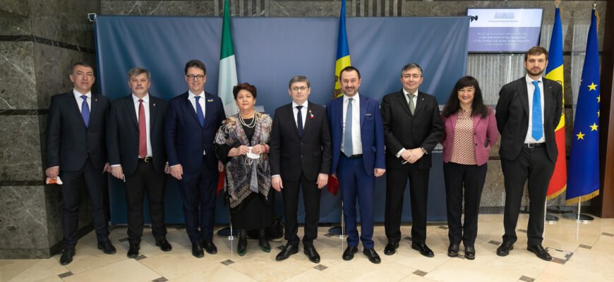 Igor Grosu s-a întâlnit cu un grup de parlamentari italieni