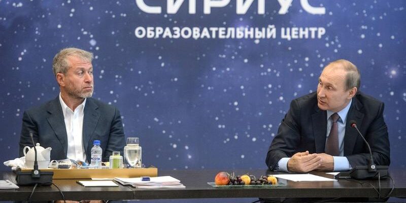 image 2021 03 23 24683916 41 roman abramovici alaturi vladimir putin