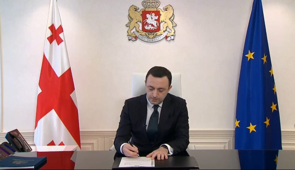 BREAKING// Irakli Garibashvili a semnat cererea de aderare a Georgiei la UE