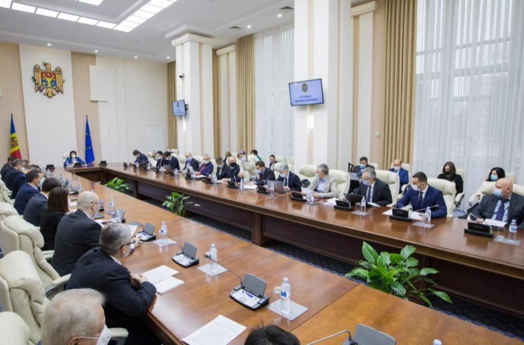 Noi decizii aprobate astăzi de Comisia Situații Excepționale, în contextul stării de urgență. Care sunt acestea