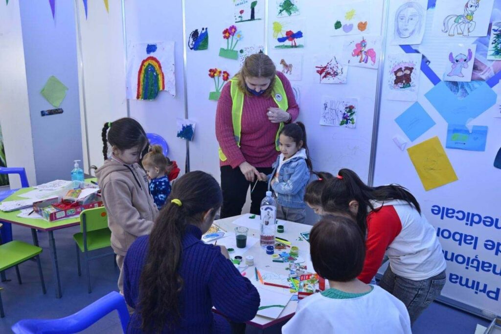 peste 1 600 de copii din familiile refugiate din ucraina incadrati in scoli si gradinite din moldova