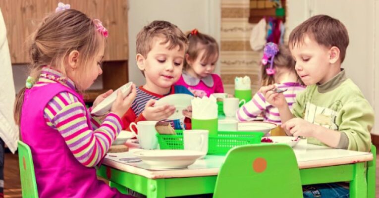 s a scumpit si alimentatia copiilor in gradinite