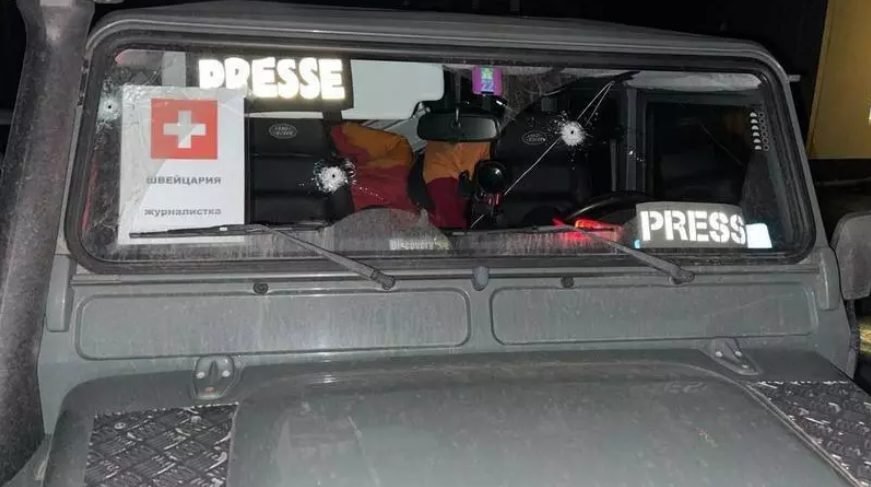 Jurnalist elvețian, rănit după ce trupele ruse au tras focuri de armă asupra mașinii sale