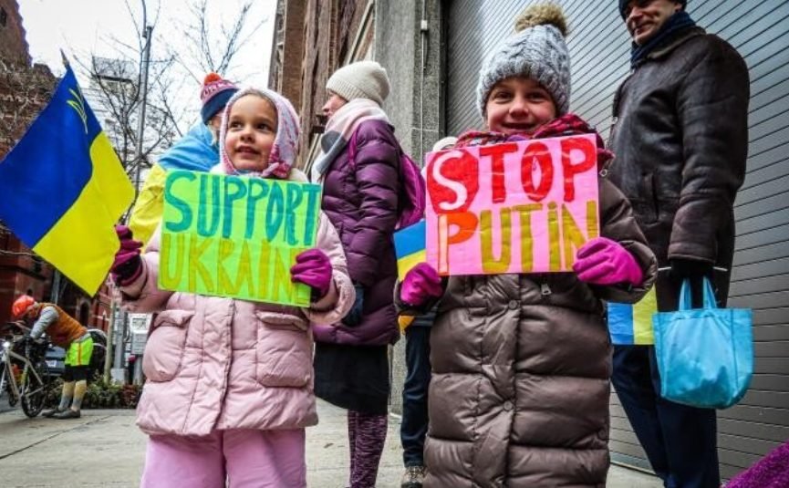 4600 de oameni au fost arestați într-o singură zi în Rusia pentru că protestau împotriva invaziei în Ucraina