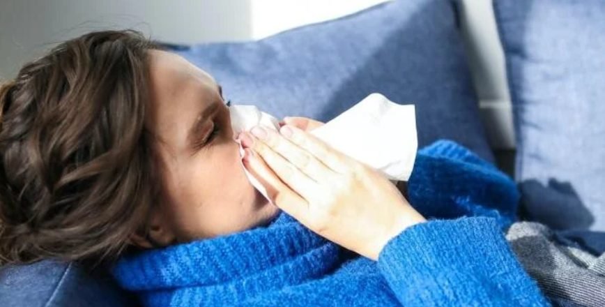 Sinusuri înfundate. Cum să ameliorezi simptomele sinuzitei