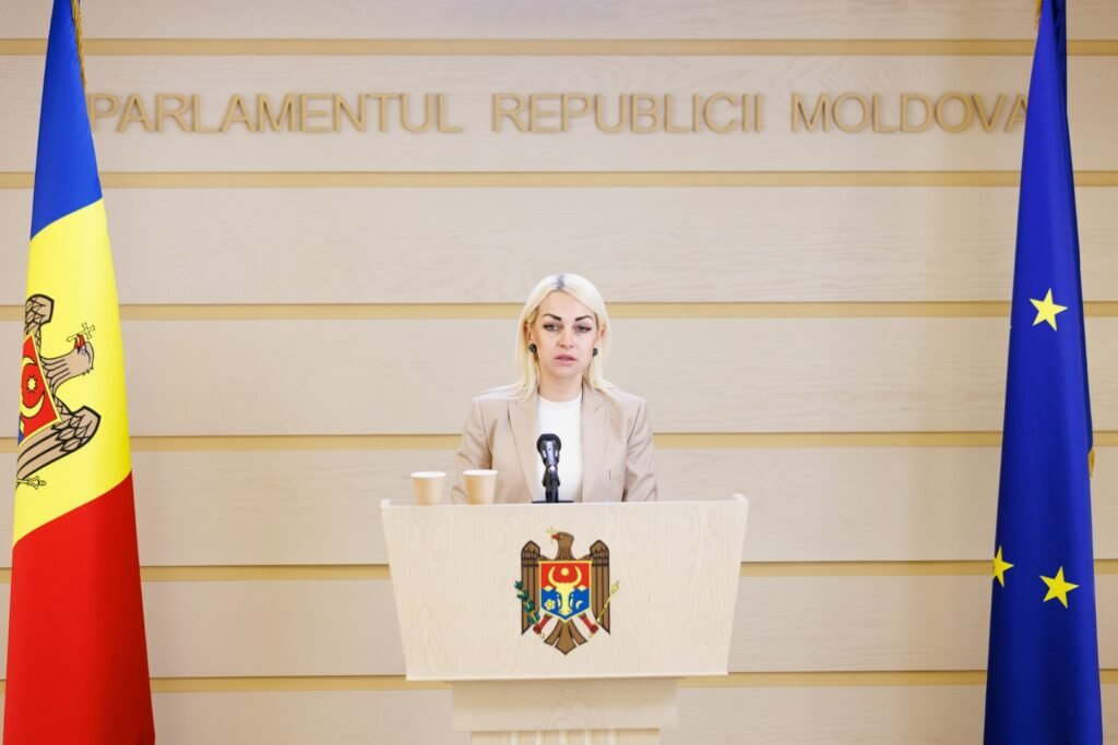 VIDEO// Marina Tauber: În loc să se preocupe de securitatea țării, Maia Sandu organizează circ 2 VIDEO// Marina Tauber: În loc să se preocupe de securitatea țării, Maia Sandu organizează circ