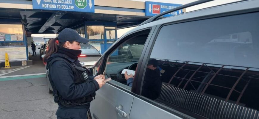 trei cetateni moldoveni documentati pentru detinerea si folosirea actelor oficiale contrafacute