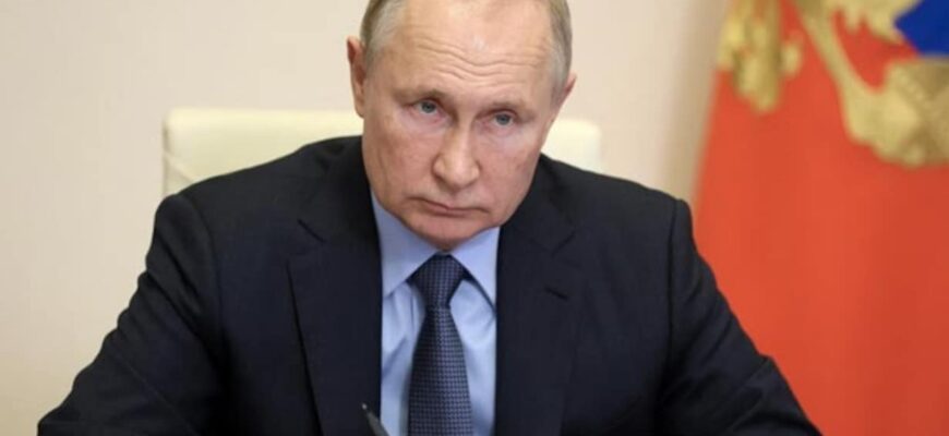 vladimir putin i ar fi pus in arest la domiciliu pe sefii serviciului de informatii externe al fsb