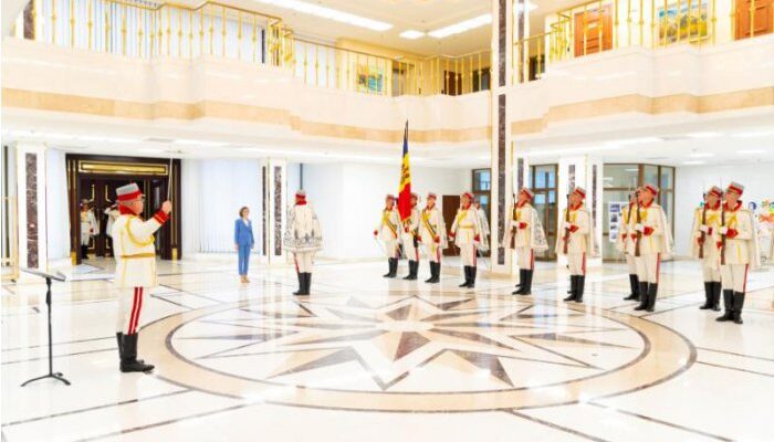 22003249 big1651148886