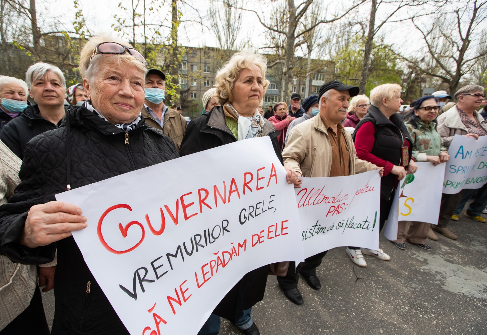 FOTO// Partidul „ȘOR” a organizat proteste în toată țara. Peste 50 de mii de oameni au participat la manifestație