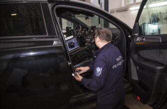 Doi șoferi riscă răspundere penală pentru uz de acte falsificate și modificare a caroseriei