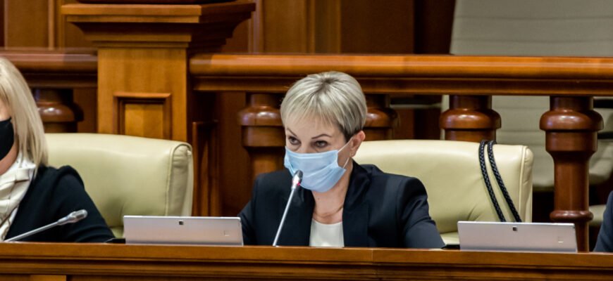 Adela Răileanu: Guvernarea PAS vrea să-și consolideze controlul politic asupra Justiției și să reducă la tăcere mass-media critică