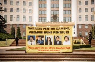 FOTO// Partidul „ȘOR”, un nou flashmob la Parlament: Milionarii din PAS ne-au dus de nas