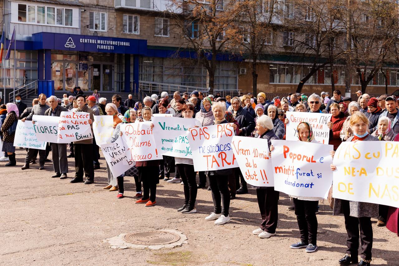 FOTO// PAS cu PAS ne-au dus de nas! Ilan Șor i-a arătat cartonașul galben guvernării Maiei Sandu