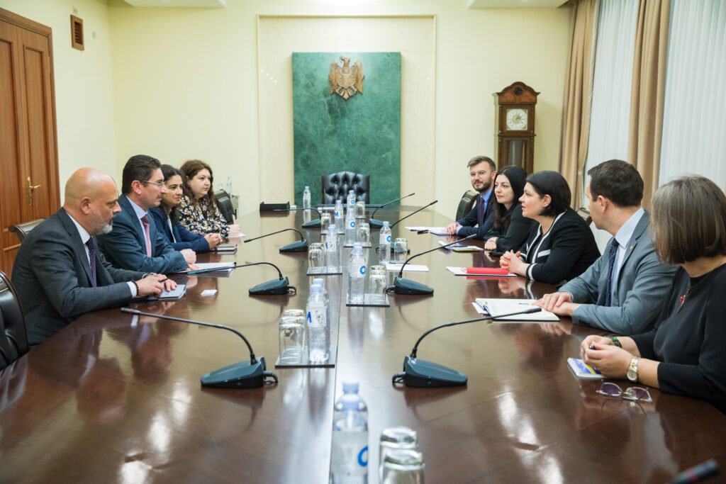 Natalia Gavrilița a discutat cu președintele Consiliul Concurenței din România, Bogdan Chirițoiu