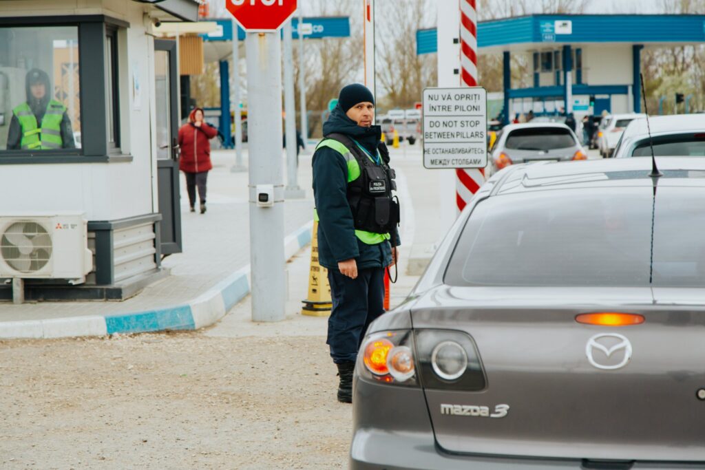 peste 3 800 de cetateni ucraineni au intrat in republica moldova in ultimele 24 de ore