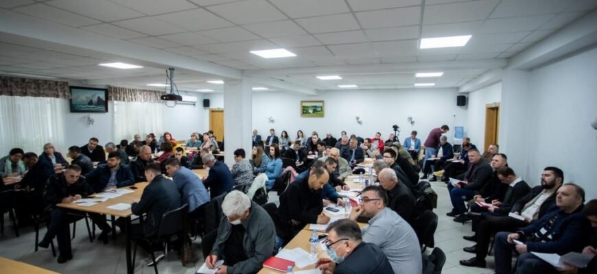La Vadul lui Vodă se desfășoară un training de două zile în cadrul Școlii Superioare de partid a PSRM