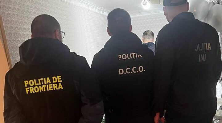 VIDEO// Grup infracțional care a traficat circa 100 de migranți din Orientul Mijlociu - destructurat
