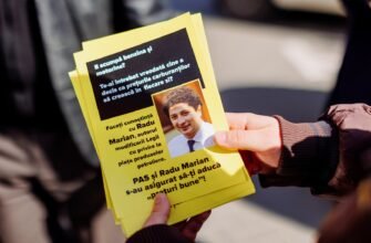 FOTO// Flashmob organizat de Partidul ȘOR, la benzinării: Deputatul PAS, Radu Marian, este vinovat de scumpirea carburanților