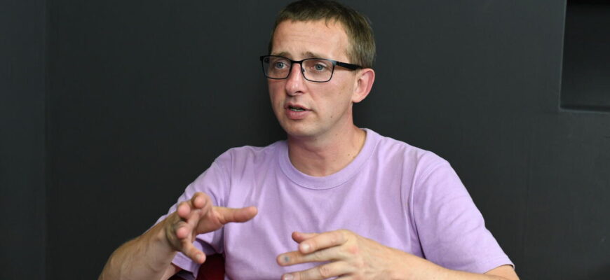 replica 9249e3cc4f84f4e200afcbd0909e0557 1280x720 fill