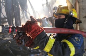 Salvatorii din nordul țării au salvat un bărbat din incendiu