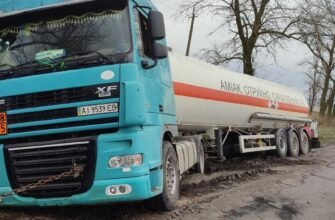 VIDEO// Salvatorii IGSU au deblocat două autocisterne derapate de pe traseele din Vulcănești și Soroca