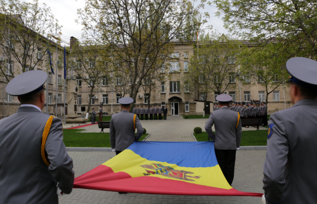 ziua drapelului de stat marcata de catre serviciul de informatii si securitate