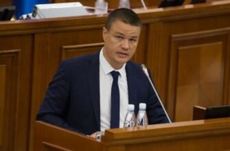 VIDEO// Are emoții când vorbește despre Vlad Filat? Procurorul Dumitru Robu s-a bâlbâit în fața deputaților