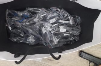 VIDEO// Au sustras bunuri de peste hotare și le-au introdus în țară prin contrabandă. Doi bărbați cercetați penal