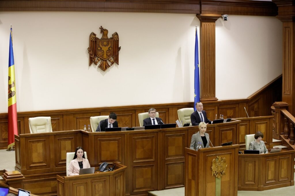 Partidul „ȘOR” a votat proiectul PAS privind imunitatea, dar va insista, în lectura a doua, asupra eliminării totale a imunității, nu parțiale 1 Partidul „ȘOR” a votat proiectul PAS privind imunitatea, dar va insista, în lectura a doua, asupra eliminării totale a imunității, nu parțiale