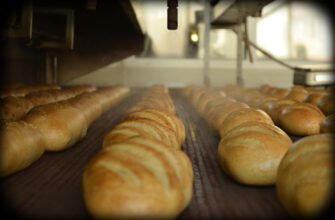 Pâinea s-a SCUMPIT. O fabrică de panificație din Moldova a majorat prețurile cu 10-17%
