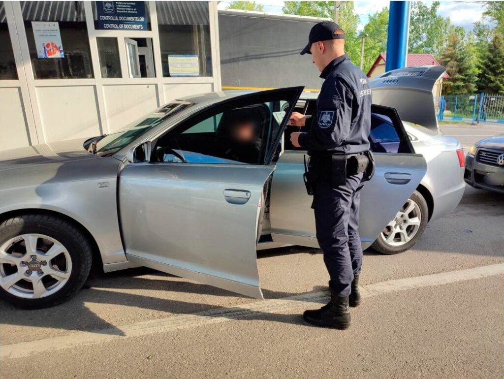 peste 42 000 de persoane au traversat frontiera de stat in ultimele 24 de ore