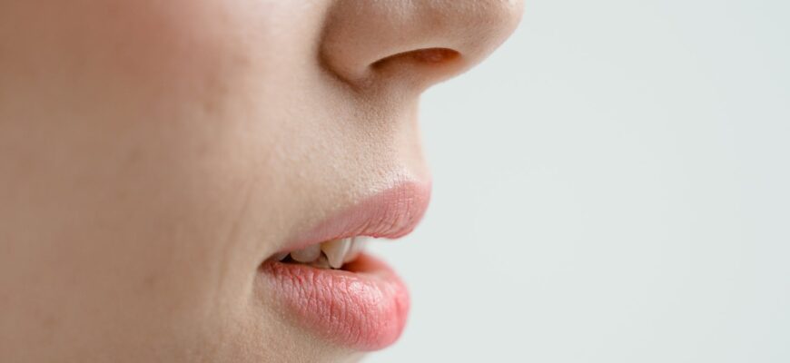 womans face in close up