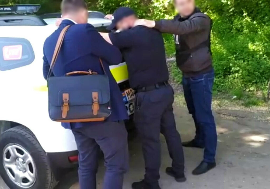 sis ofera detalii despre rezultatele perchezitiilor efectuate in cadrul cauzelor penale de corupere pasiva si imbogatire ilicita