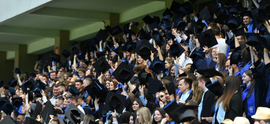 absolventii usmf nicolae testemitanu promotia 2022 au depus juramantul medicului si farmacistului