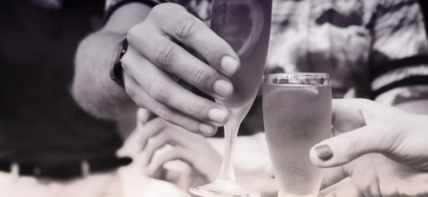 Combate colesterolul cu această băutură alcoolică: Previne deteriorarea vaselor de sânge 1 bea 990x660 1