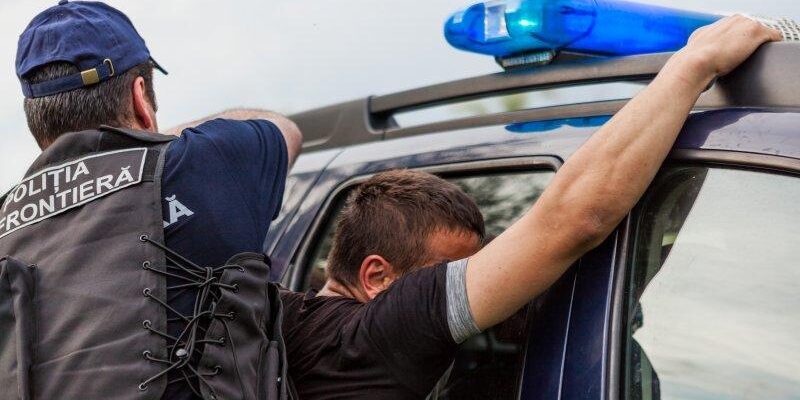 grupare specializata in organizarea migratiei ilegale destructurata