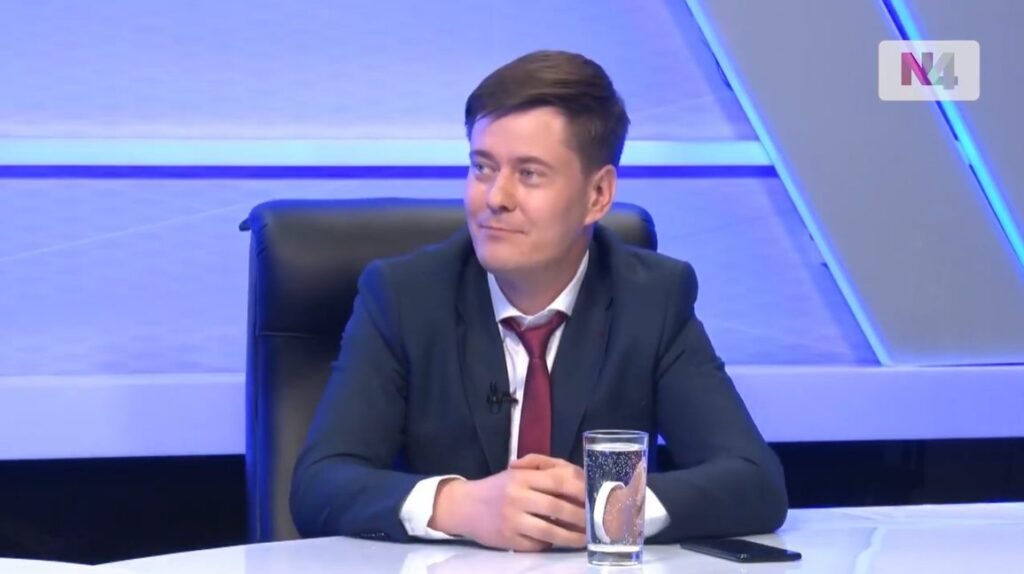 VIDEO// Harghel despre percheziții: „Am semnat ca să nu spun prea multe detalii”. Gonța: „Mai bine nu puneam anunțul și vă chemam în direct”