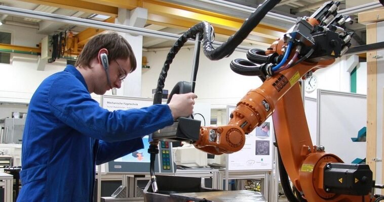 Biroul Național de Statistică: În aprilie 2022, producția industrială s-a micșorat față de aceeași lună a anului precedent cu 10,4%