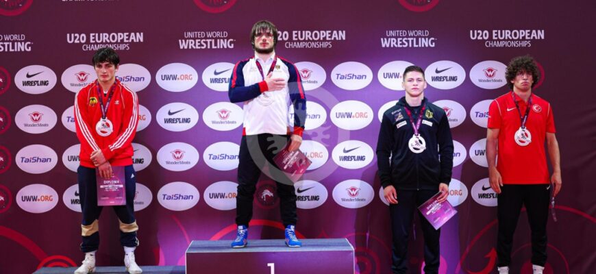 luptatorul de stil greco roman alexandrin gutu a cucerit titlul european under 20