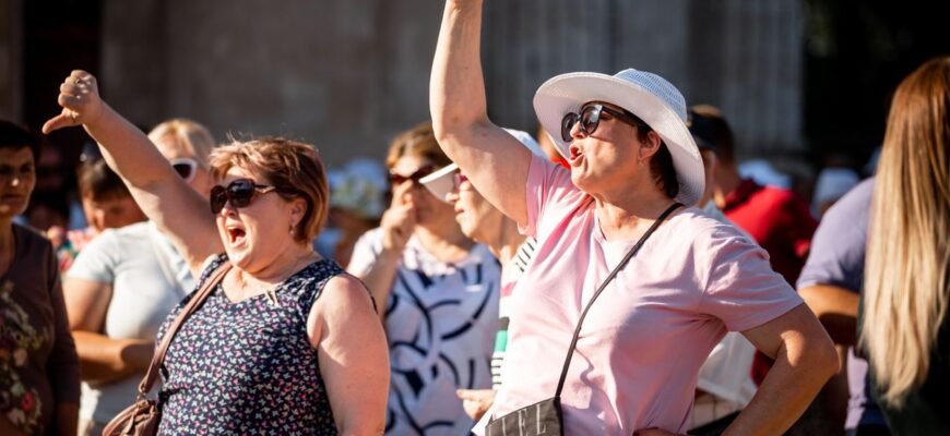 Participanții la protestul din 19 iunie au adoptat o rezoluție privind situația dezastruoasă din țară și au cerut alegeri anticipate