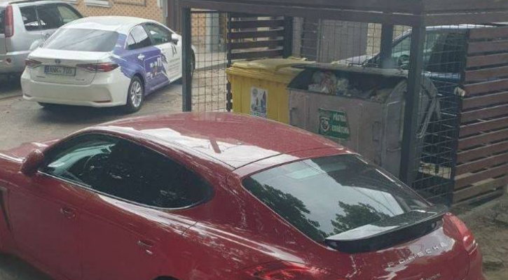 nu parcati automobilele in fata platformelor de colectare a deseurilor