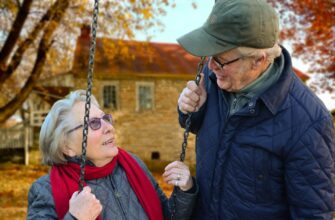 couple elderly man old