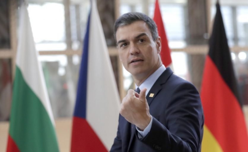 Guvernul spaniol prelungește cu trei luni reducerea cu 20 de cenți pe litru de combustibil