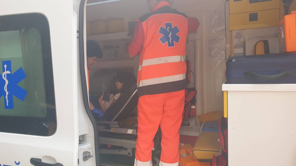 un copil de doar 9 ani a fost salvat de pompieri din incendiu