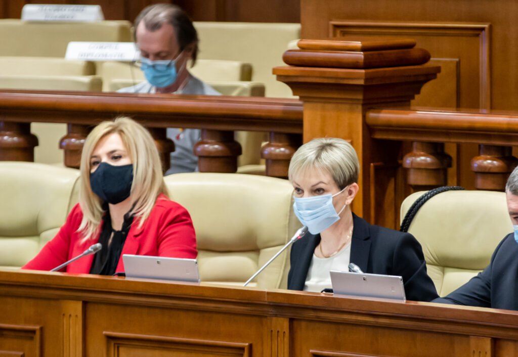 VIDEO// Deputat PSRM: Așa cum au lichidat 4 universități în termen scurt, așa vor lichida sate și raioane, fără să ne întrebe 1 VIDEO// Deputat PSRM: Așa cum au lichidat 4 universități în termen scurt, așa vor lichida sate și raioane, fără să ne întrebe