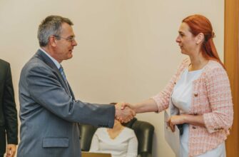 Ministrul MAI a avut o întrevedere cu Ambasadorul Republicii Slovace în Republica Moldova 4 mai 0055 1