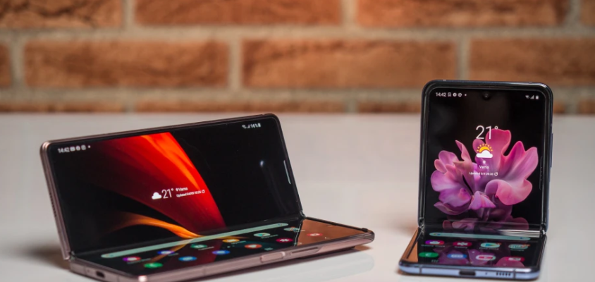 samsung vrea ca oricine sa si permita telefoane pliabile si ar putea pregati doua modele galaxy a fold size1